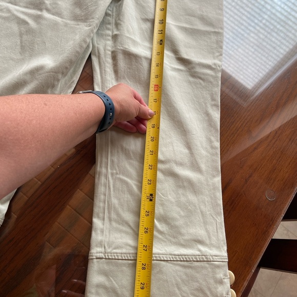 Capris - Picture 2 of 4